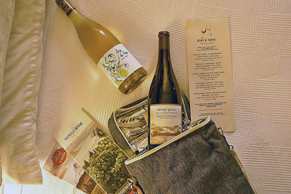 Stay and Taste bottle carrier